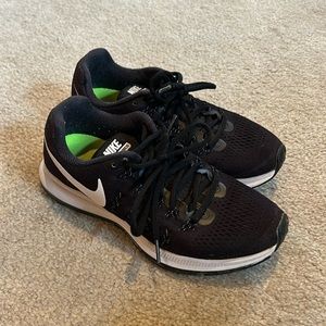 Women’s Nike Zoom Pegasus 33